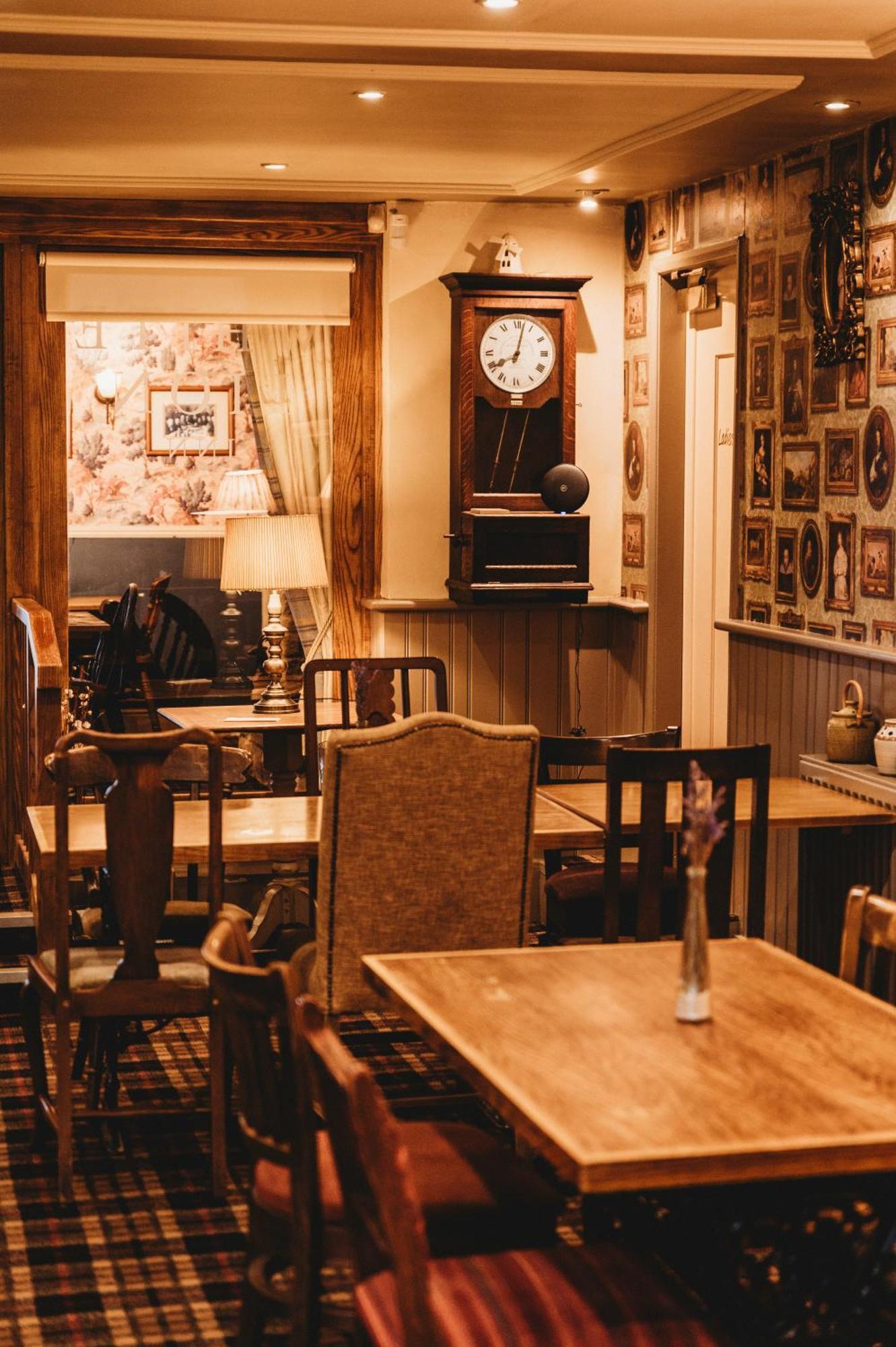 The White Lion Inn オークハム エクステリア 写真